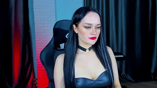 Snapshot of QueenAliss chatting on January 3, 9:36 pm QueenAliss online show from January 3, 9:36 pm