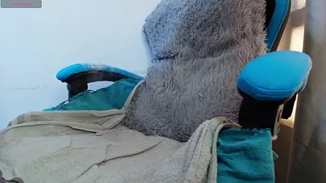 klylls squirt  online show from July 2, 8:04 pm
