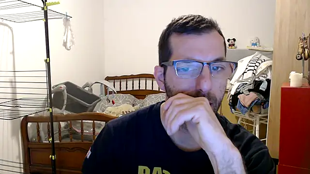 Snapshot of steph19x5 chatting on January 18, 6:56 am steph19x5 online show from January 18, 6:56 am