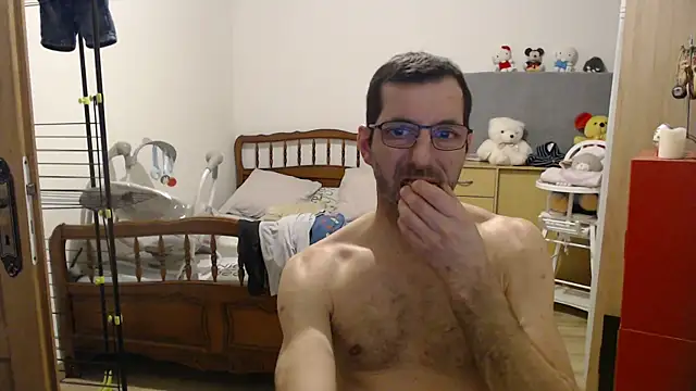 Snapshot of steph19x5 chatting on January 28, 5:35 pm steph19x5 online show from January 28, 5:35 pm