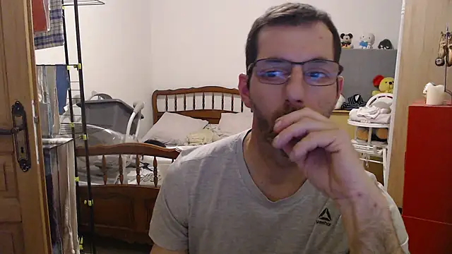 Snapshot of steph19x5 chatting on January 30, 5:17 pm steph19x5 online show from January 30, 5:17 pm