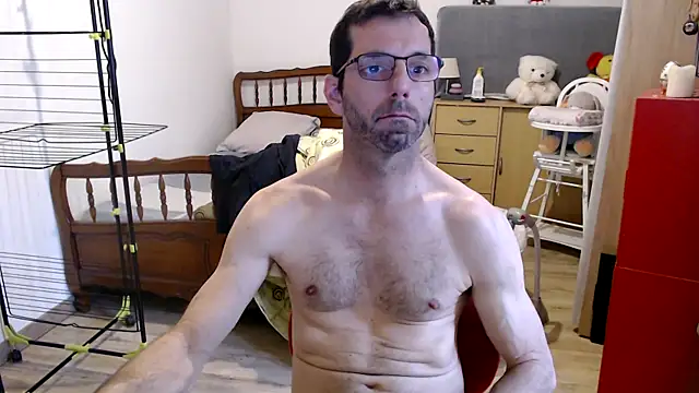 Snapshot of steph19x5 chatting on February 10, 2:05 pm steph19x5 online show from February 10, 2:05 pm