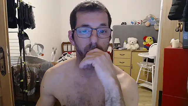 Snapshot of steph19x5 chatting on February 24, 4:58 pm steph19x5 online show from February 24, 4:58 pm