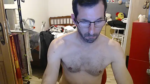 Snapshot of steph19x5 chatting on February 25, 10:29 pm steph19x5 online show from February 25, 10:29 pm