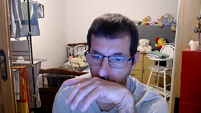 Snapshot of steph19x5 chatting on March 13, 8:54 pm steph19x5 online show from March 13, 8:54 pm