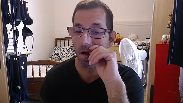 Snapshot of steph19x5 chatting on September 12, 8:58 am steph19x5 online show from September 12, 8:58 am