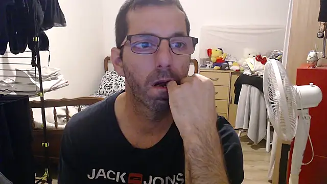 Snapshot of steph19x5 chatting on September 24, 7:23 am steph19x5 online show from September 24, 7:23 am