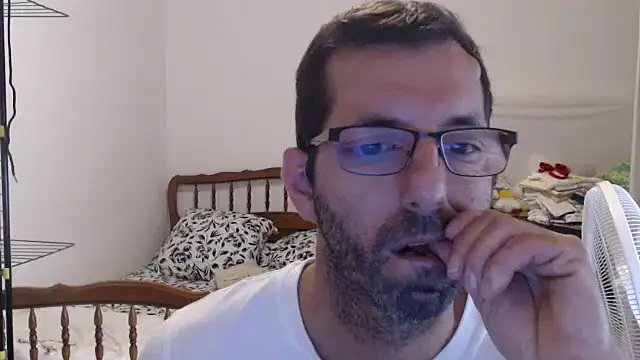 Snapshot of steph19x5 chatting on September 28, 8:52 am steph19x5 online show from September 28, 8:52 am