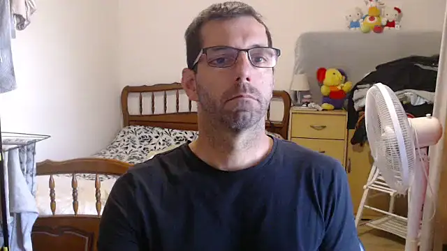 Snapshot of steph19x5 chatting on October 6, 8:01 am steph19x5 online show from October 6, 8:01 am