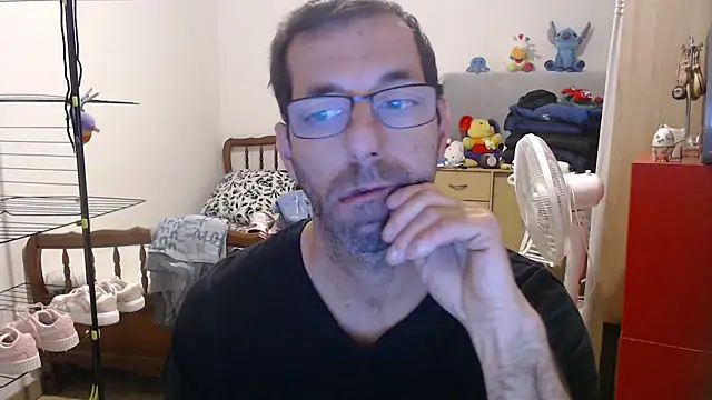 Snapshot of steph19x5 chatting on October 14, 6:58 am steph19x5 online show from October 14, 6:58 am