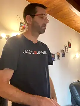 Snapshot of steph19x5 chatting on October 17, 7:11 am steph19x5 online show from October 17, 7:11 am