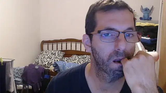 Snapshot of steph19x5 chatting on October 18, 6:58 am steph19x5 online show from October 18, 6:58 am