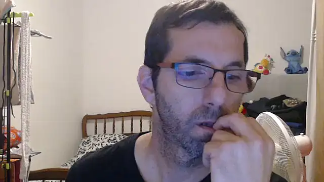 Snapshot of steph19x5 chatting on November 8, 5:18 am steph19x5 online show from November 8, 5:18 am