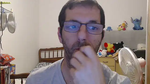 Snapshot of steph19x5 chatting on November 9, 7:17 am steph19x5 online show from November 9, 7:17 am