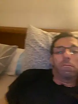 Snapshot of steph19x5 chatting on November 11, 11:38 pm steph19x5 online show from November 11, 11:38 pm