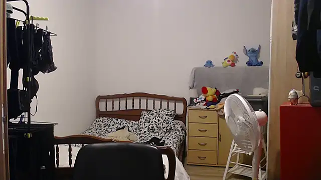 Snapshot of steph19x5 chatting on November 15, 9:39 am steph19x5 online show from November 15, 9:39 am