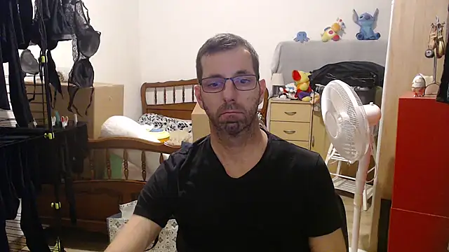 Snapshot of steph19x5 chatting on December 5, 5:31 pm steph19x5 online show from December 5, 5:31 pm