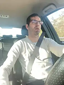 Snapshot of steph19x5 chatting on January 18, 1:37 pm steph19x5 online show from January 18, 1:37 pm