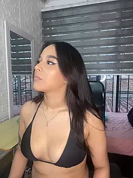 Little Amber6 online show from December 15, 9:20 pm