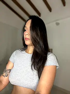 Little Amber6 online show from September 20, 11:50 pm