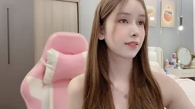 Snapshot of ANNA102 chatting on January 9, 4:49 pm ANNA102 online show from January 9, 4:49 pm