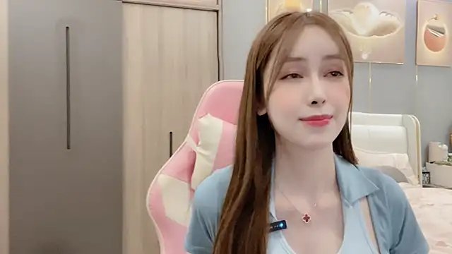 Snapshot of ANNA102 chatting on January 20, 3:50 pm ANNA102 online show from January 20, 3:50 pm