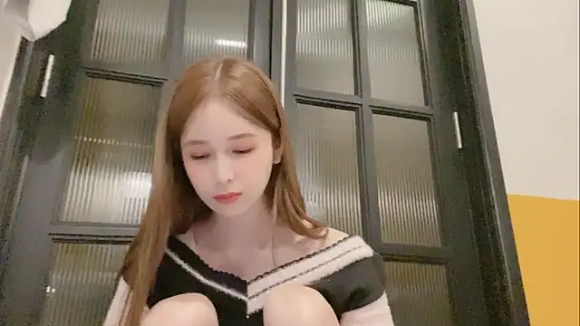 Snapshot of ANNA102 chatting on March 4, 3:26 pm ANNA102 online show from March 4, 3:26 pm