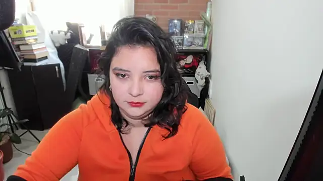 aika-dreams online show from October 8, 1:09 pm