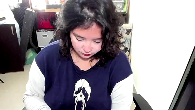 aika-dreams online show from October 15, 12:49 pm