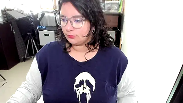 aika-dreams online show from November 7, 12:49 pm