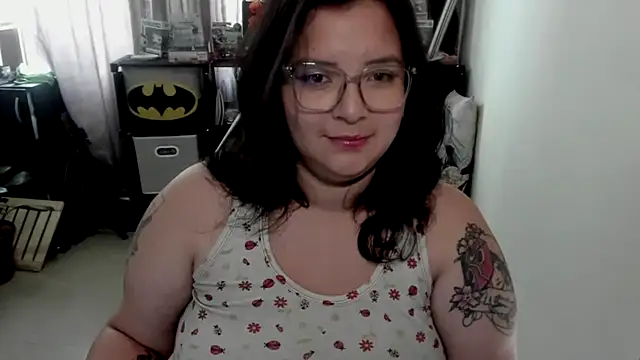 aika-dreams online show from February 9, 2:43 pm