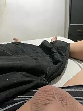 Snapshot of dustbor chatting on March 15, 5:15 pm dustbor online show from March 15, 5:15 pm