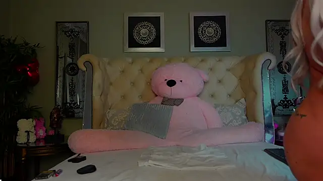 Squirt Tanya online show from January 23, 11:36 pm