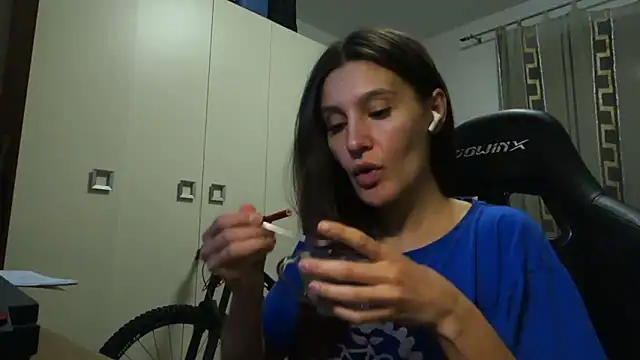 Snapshot of GodlyTheia chatting on December 14, 8:08 pm GodlyTheia online show from December 14, 8:08 pm