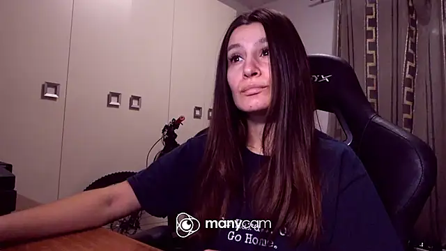 Snapshot of GodlyTheia chatting on January 16, 5:23 pm GodlyTheia online show from January 16, 5:23 pm