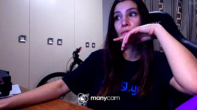 Snapshot of GodlyTheia chatting on January 24, 8:43 pm GodlyTheia online show from January 24, 8:43 pm