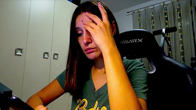 Snapshot of GodlyTheia chatting on September 21, 7:26 pm GodlyTheia online show from September 21, 7:26 pm