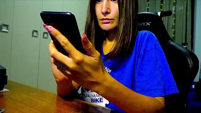 Snapshot of GodlyTheia chatting on September 24, 8:01 pm GodlyTheia online show from September 24, 8:01 pm