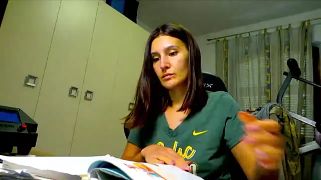 Snapshot of GodlyTheia chatting on October 26, 12:44 pm GodlyTheia online show from October 26, 12:44 pm