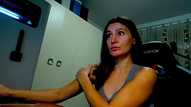 Snapshot of GodlyTheia chatting on November 15, 5:09 pm GodlyTheia online show from November 15, 5:09 pm