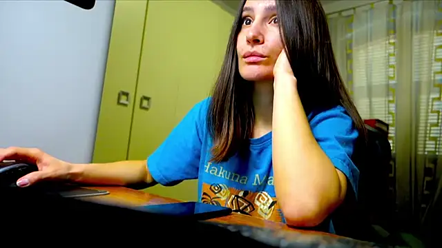 Snapshot of GodlyTheia chatting on February 28, 1:34 pm GodlyTheia online show from February 28, 1:34 pm