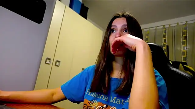 Snapshot of GodlyTheia chatting on March 12, 7:42 pm GodlyTheia online show from March 12, 7:42 pm