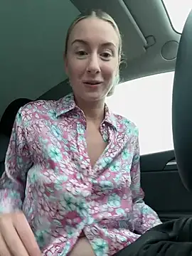 CutieEmy online show from December 25, 2:34 pm