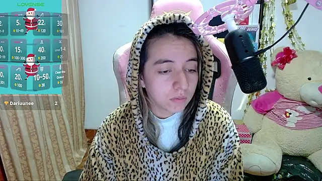 Maggie Fox3 online show from January 1, 1:26 am