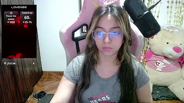 Maggie Fox3 online show from March 1, 3:43 am