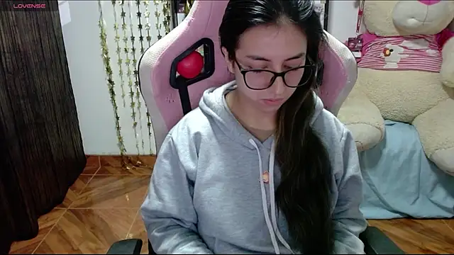 Maggie Fox3 online show from September 15, 2:11 am