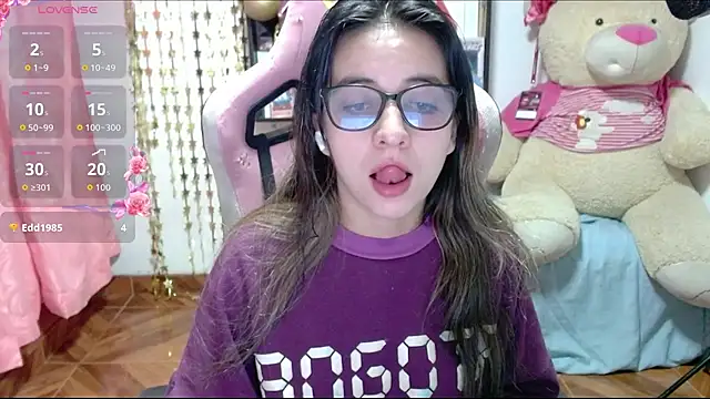 Maggie Fox3 online show from October 19, 1:39 am