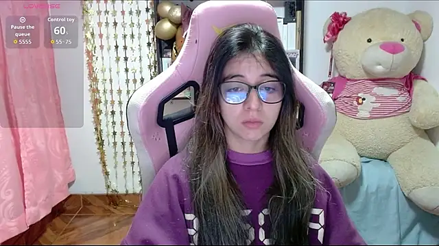 Maggie Fox3 online show from October 21, 1:28 am