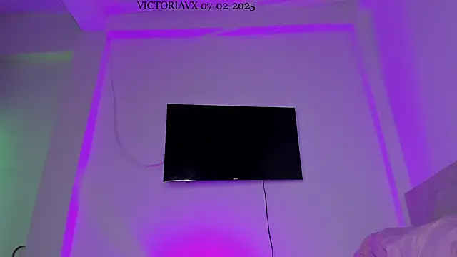 VictoriaVX online show from February 7, 11:01 am