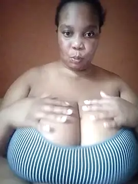 Lovelyboobs01 online show from December 27, 4:21 pm